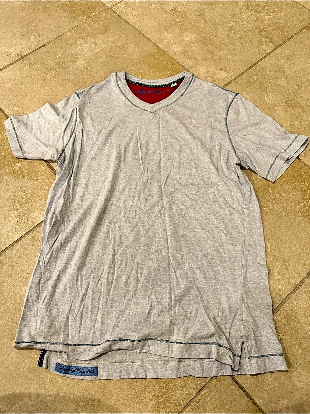 Robert Graham Short Sleeve V-Neck Tee in Gray Size Large